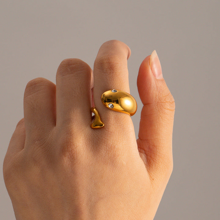 Etta Gold Serpent Ring