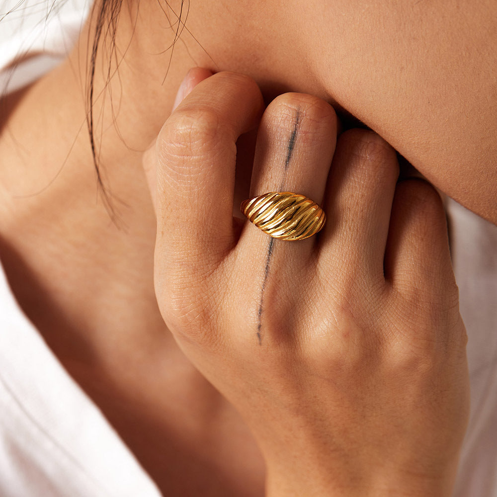 Mia Gold Croissant Ring