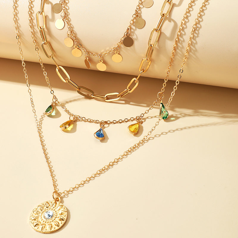 FOR HER | MULTI-LAYERED NECKLACE WITH CRYSTALS